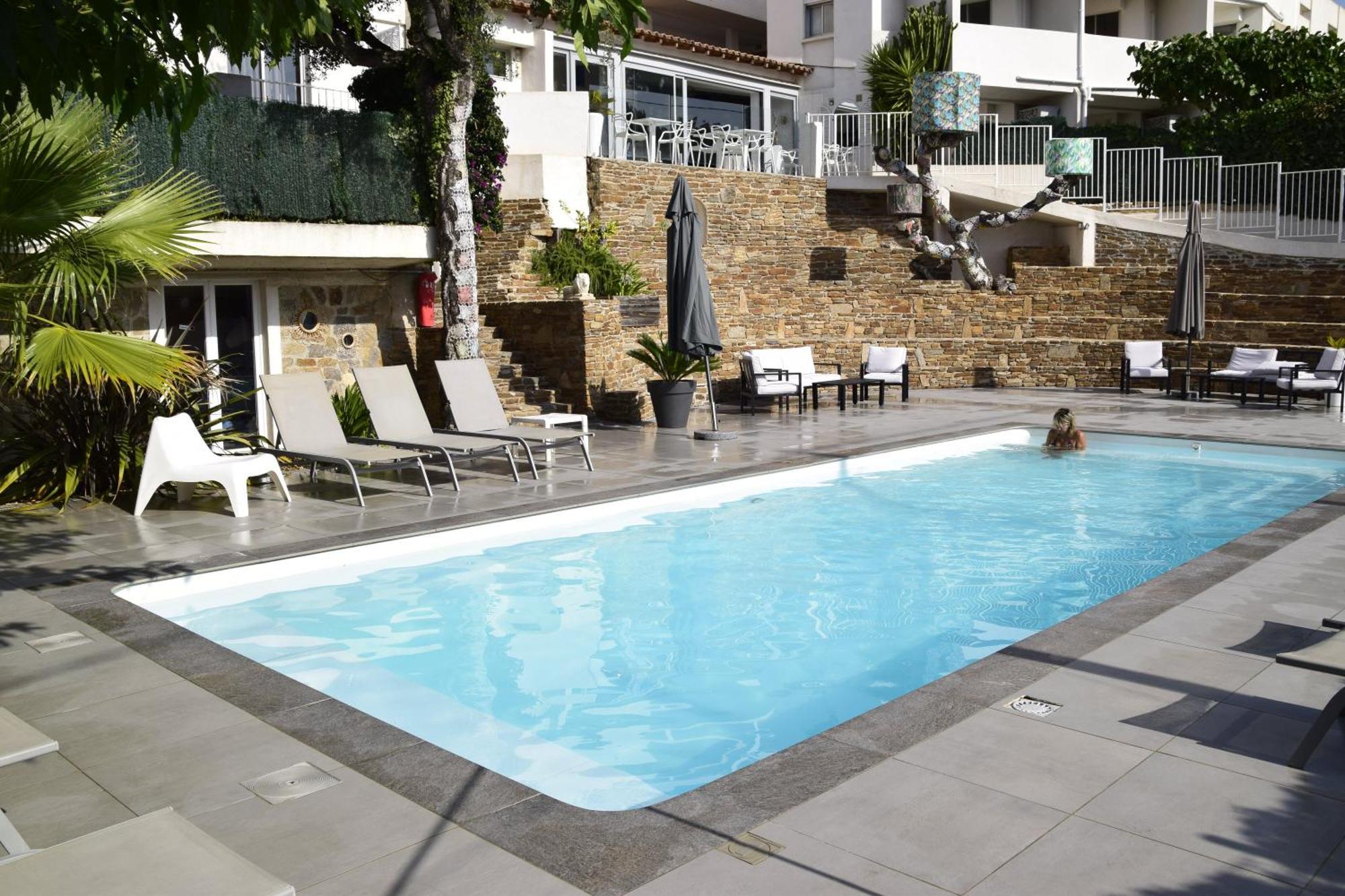 בורם-לה-מימוזה Hotel La Voile מראה חיצוני תמונה
