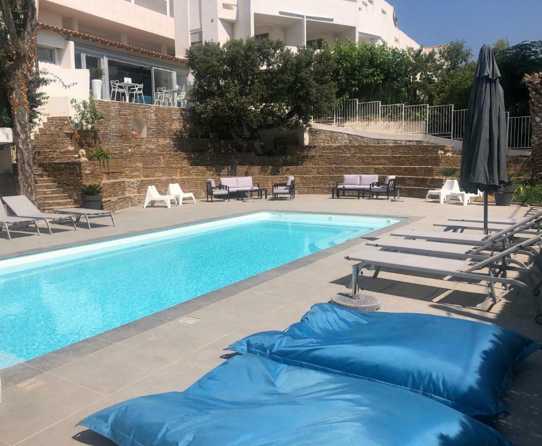 בורם-לה-מימוזה Hotel La Voile מראה חיצוני תמונה